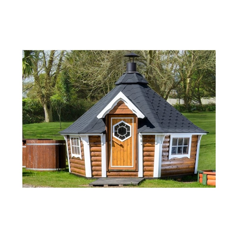 Domek grillowy 9,2m2 z krzywymi ścianami